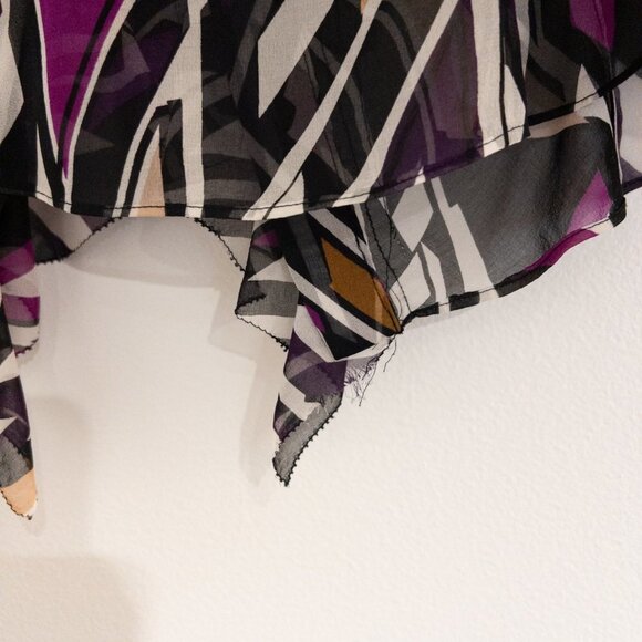 Diane Von Furstenberg Silk Ruffle Geometric Abstract Blouse Womens Size 2 - Picture 9 of 9